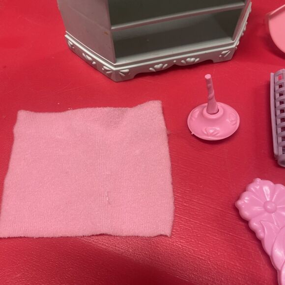 My Little Pony G1 Perm Shoppe Parts Lot Chair Comb Towel Shelf Makeup Shower Cap - Picture 7 of 16